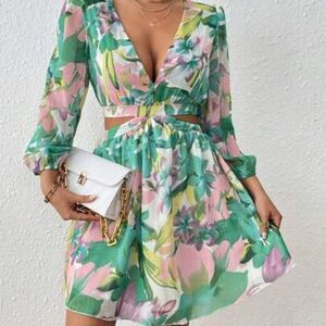 Lune Floral Print Cut Out Waist Plunging Neck Lantern Sleeve Dress Sz L NWOT